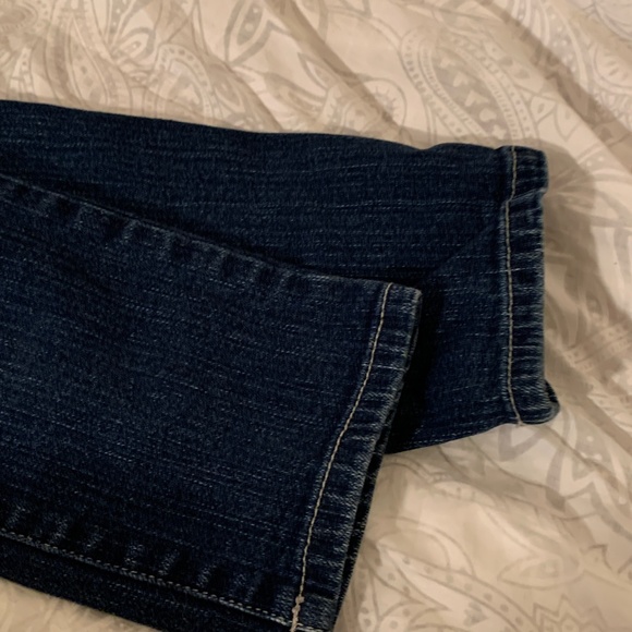 Pre-Owned Early 2000s Lot of AEROPOSTALE Jeans (sz 5/6)  and 2 Lace Tops (Sz M) - Picture 15 of 16